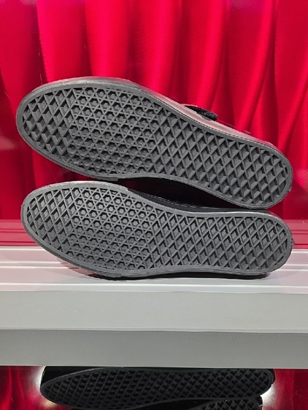 Vans Mary Jane Hearts Black Red Men 8.5 Women 10.0 New With Box - Picture 5 of 6